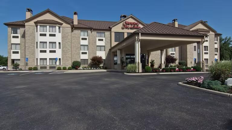 Picture of Hampton Inn And Suit
