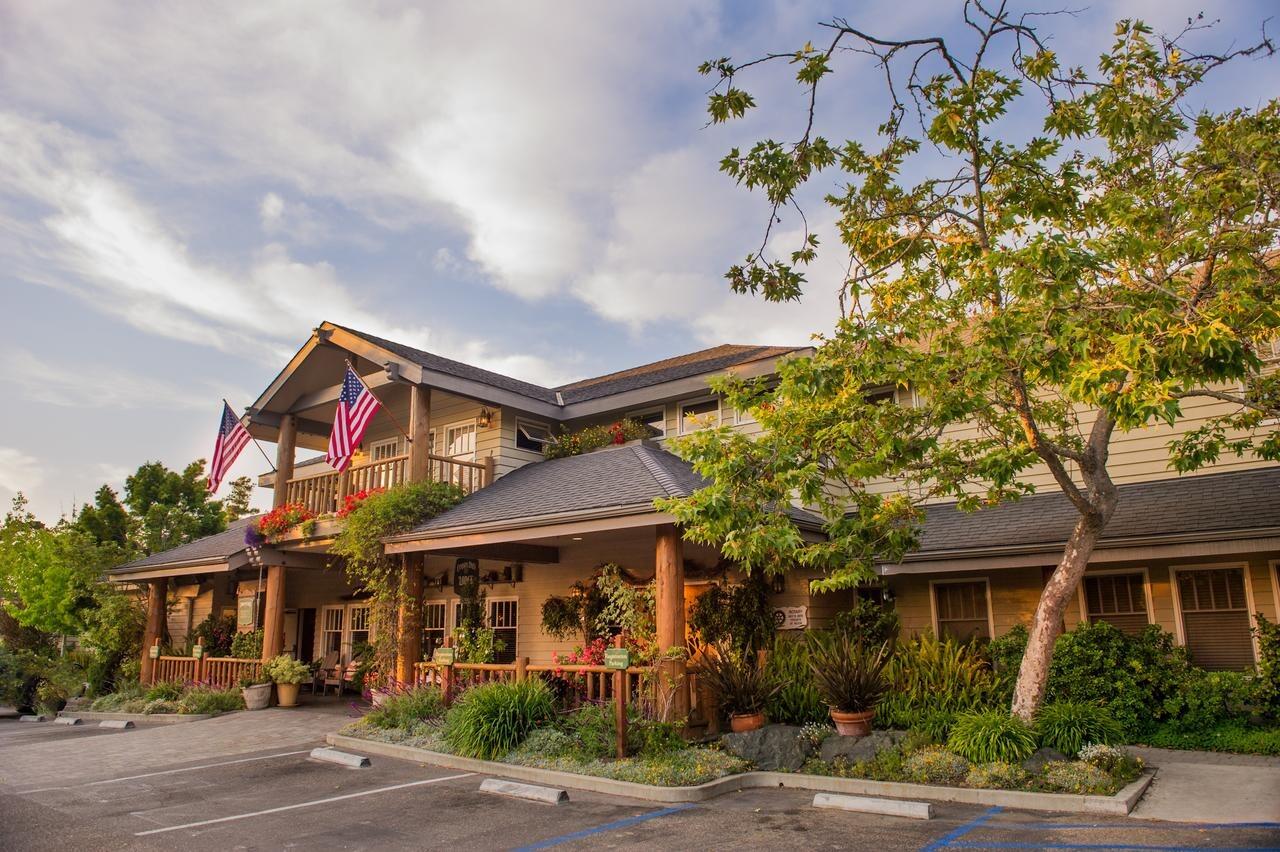Picture of Cambria Pines Lodge