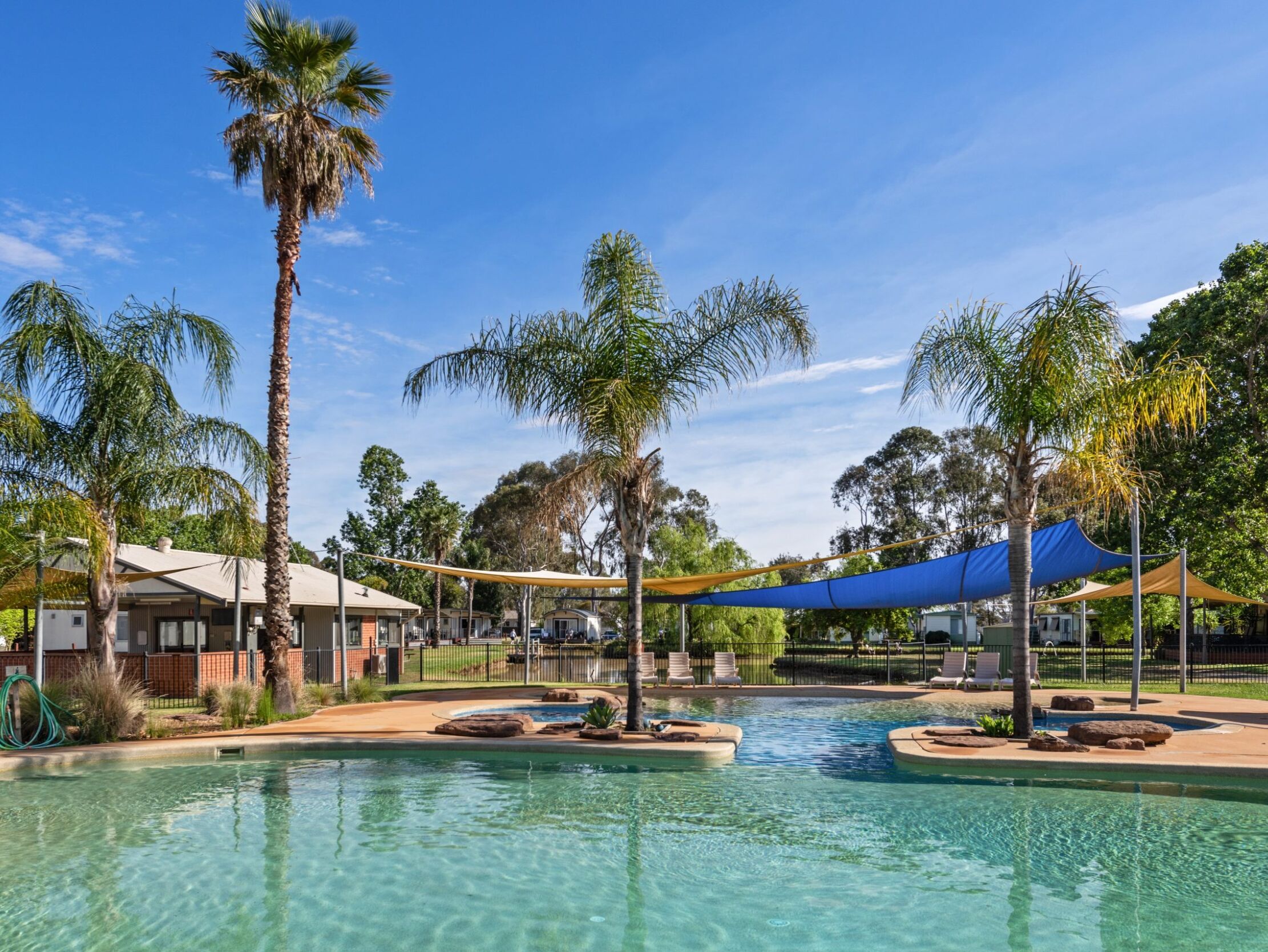 Picture of Discovery Parks - Maidens Inn, Moama
