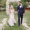 Acrobats and a Painter Entertained Guests at This Larkspur Restaurant Wedding in Vail, Colorado
