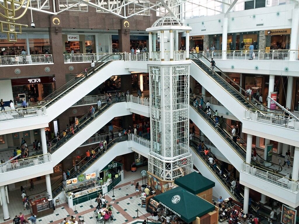 Picture of Fashion Centre at Pentagon City