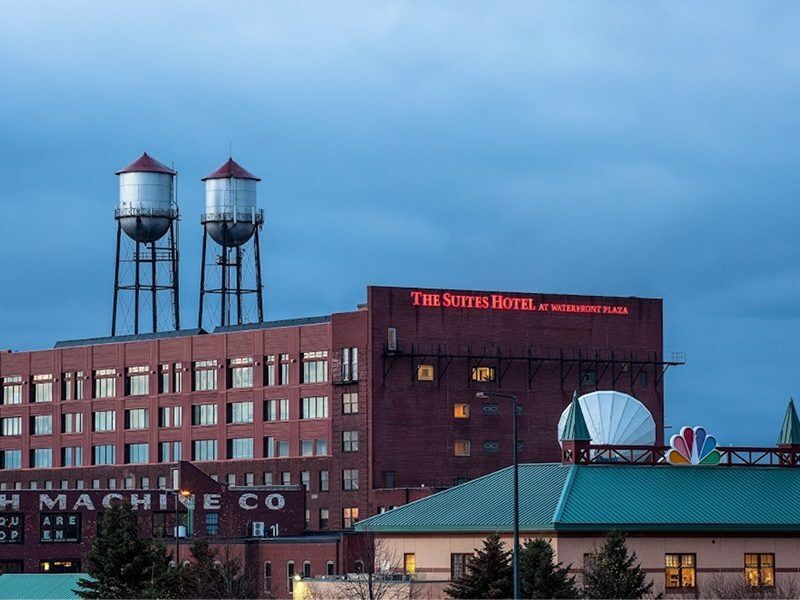 Picture of The Suites Hotel at Waterfront Plaza