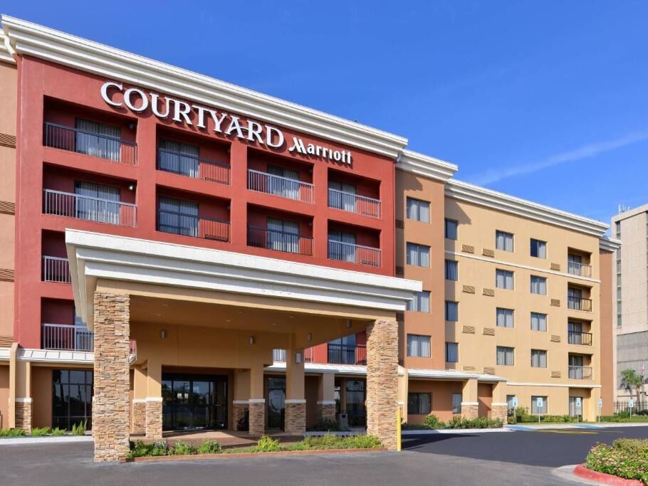 Picture of Courtyard Laredo