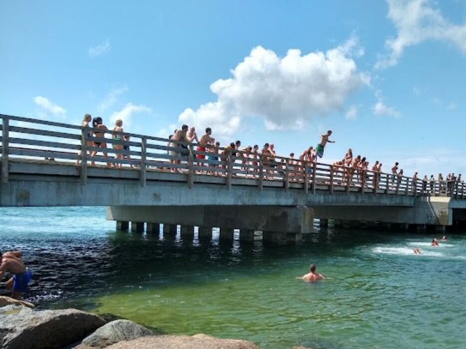 Picture of Jaws Bridge