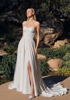 Casablanca Bridal 2533 Vail A-Line Wedding Dress