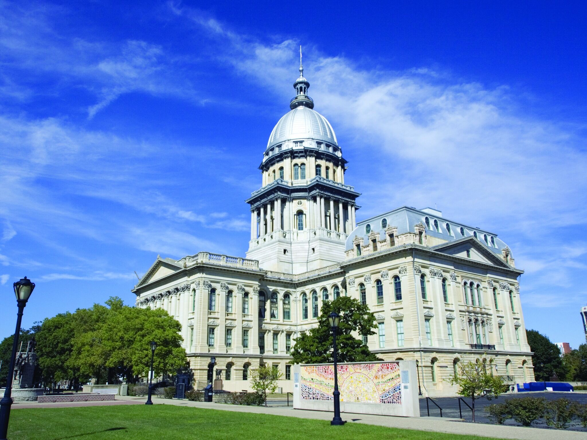 Picture of Illinois State Capitol Building