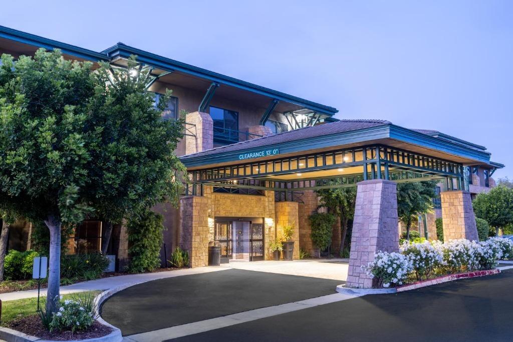 Picture of Hampton Inn & Suites Agoura Hills