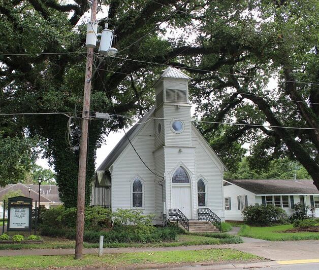 Picture of St. Francisville United Methodist Church