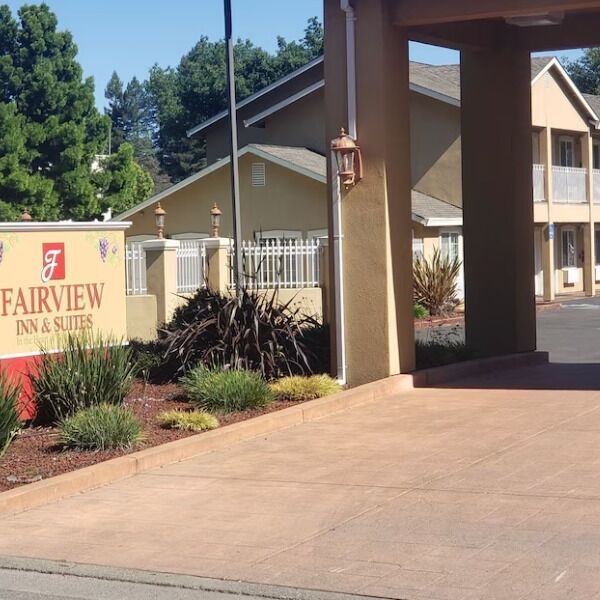 Picture of Fairview Inn & Suites