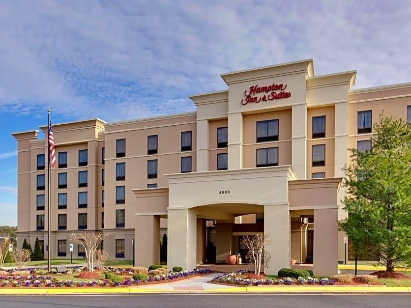 Picture of Hampton Inn & Suites Fredericksburg-at Celebrate Virginia