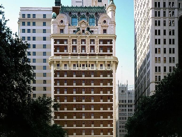 Picture of The Adolphus