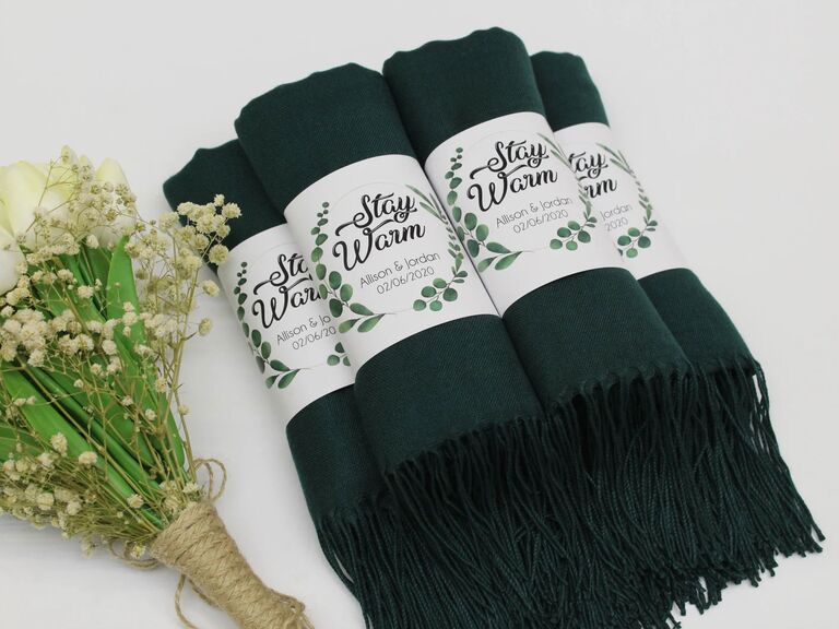36 FallThemed Wedding Favors Guests Will Really Use