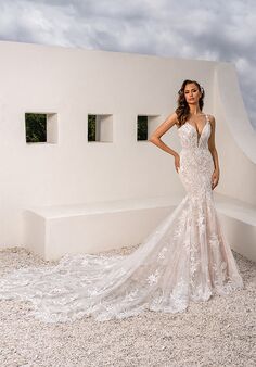 KITTYCHEN LOVIE, H2421 Fit-and-Flare Wedding Dress