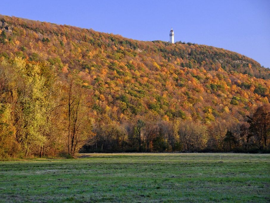 Picture of Talcott Mountain State Park
