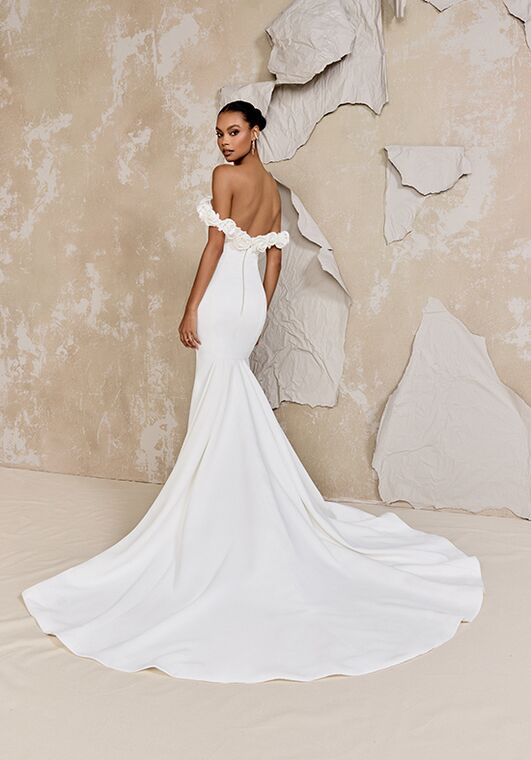 Justin Alexander Signature Walcott Fit-and-Flare Wedding Dress - 4