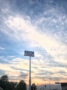 Picture of Night Inn