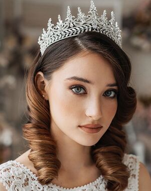 AW Bridal AW BRIDAL Tiaras and Crowns for Women Crystal Queen Crown Gothic Tiaras Bridal Women Crowns for Wedding Quinceanera Pageant Birthday Tiaras Princess Crown(Silver) Silver Tiara