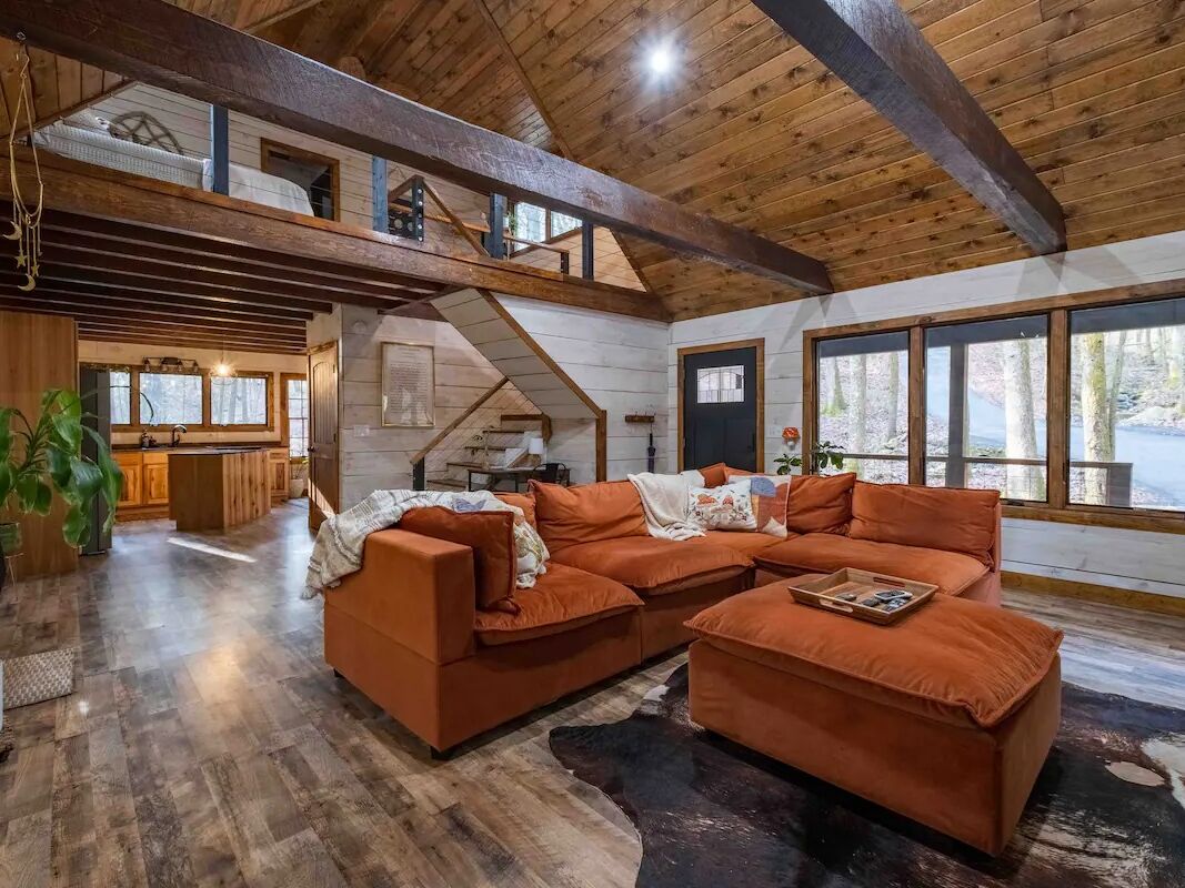 Picture of Airbnb