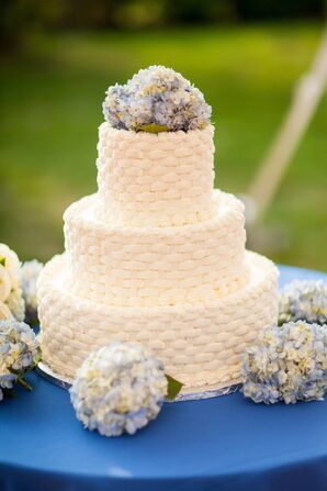 Charming Wedding Cake