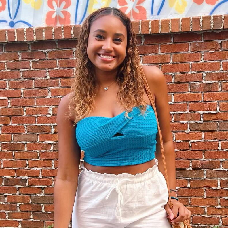 Tori Holmes