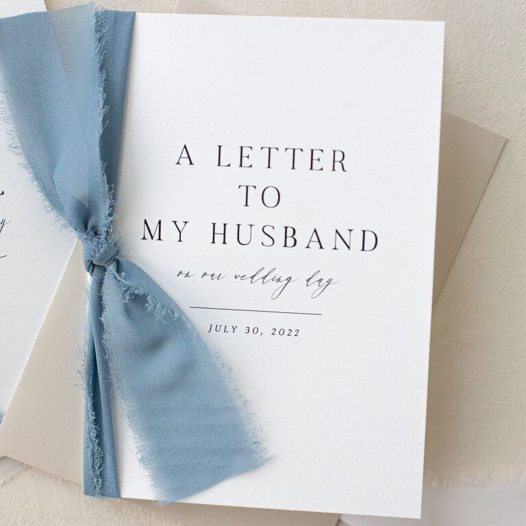 27 Wedding Gifts for Your Groom (Aka Your Future Husband)