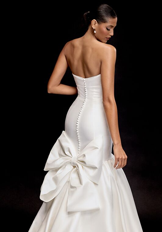 Justin Alexander Signature Amaya Mermaid and Trumpet Wedding Dress - 4
