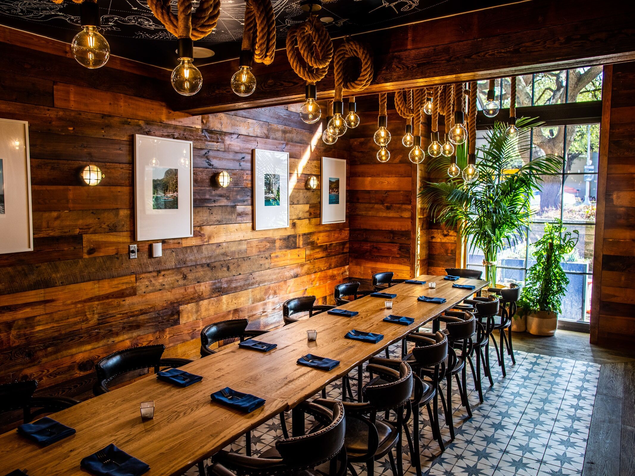 Picture of Downtown Dining 