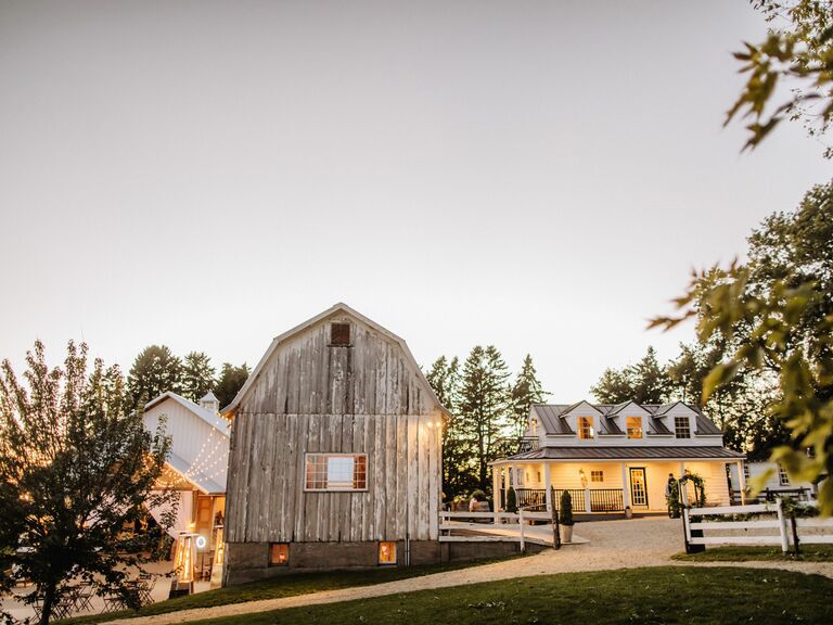 Barn wedding venue in Welch, Minnesota.
