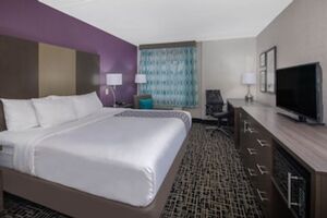 Picture of La Quinta Inn & Suites by Wyndham Chattanooga East Ridge