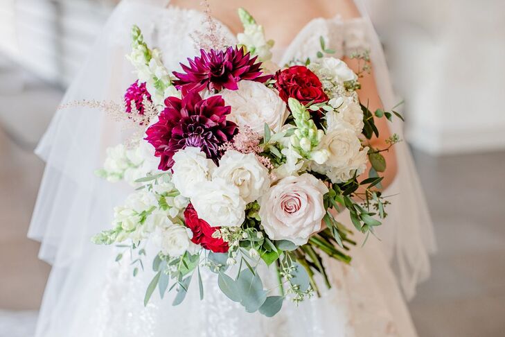 Dahlia-and-Rose Bouquet for Wedding at the University of Illinois