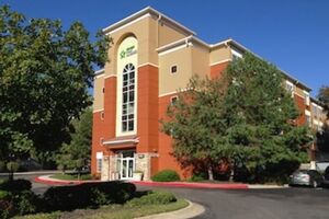 Picture of Extended Stay America Suites Kansas City Country Club Plaza