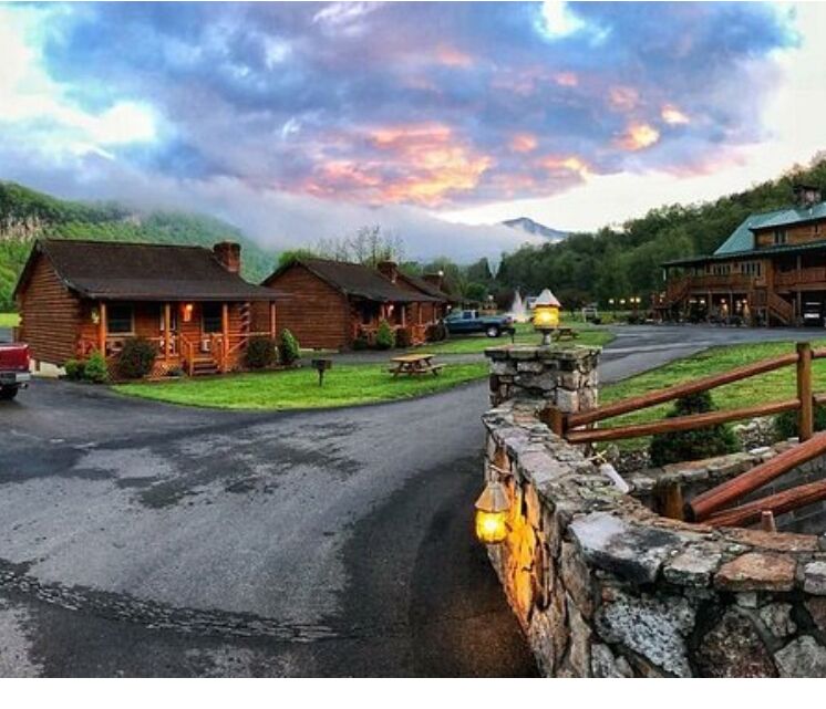 Picture of Smoke Hole Resort