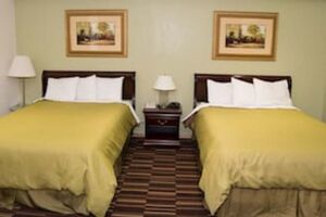 Picture of HomeTown Inn & Suites
