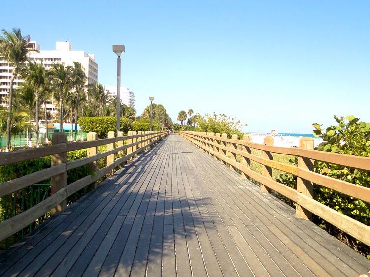 Picture of Miami Beach Boardwalk
