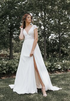 Essense of Australia D3621 A-Line Wedding Dress