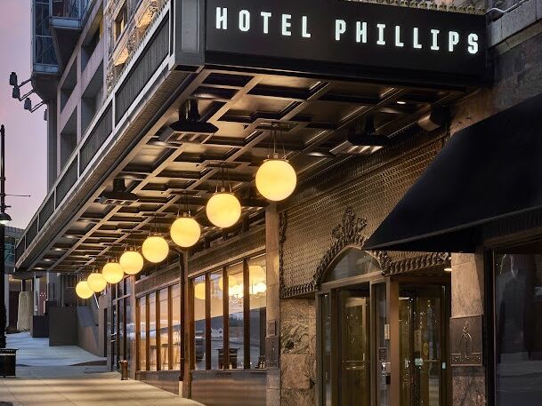 Picture of Hotel Phillips Kansas City, Curio Collection by Hilton