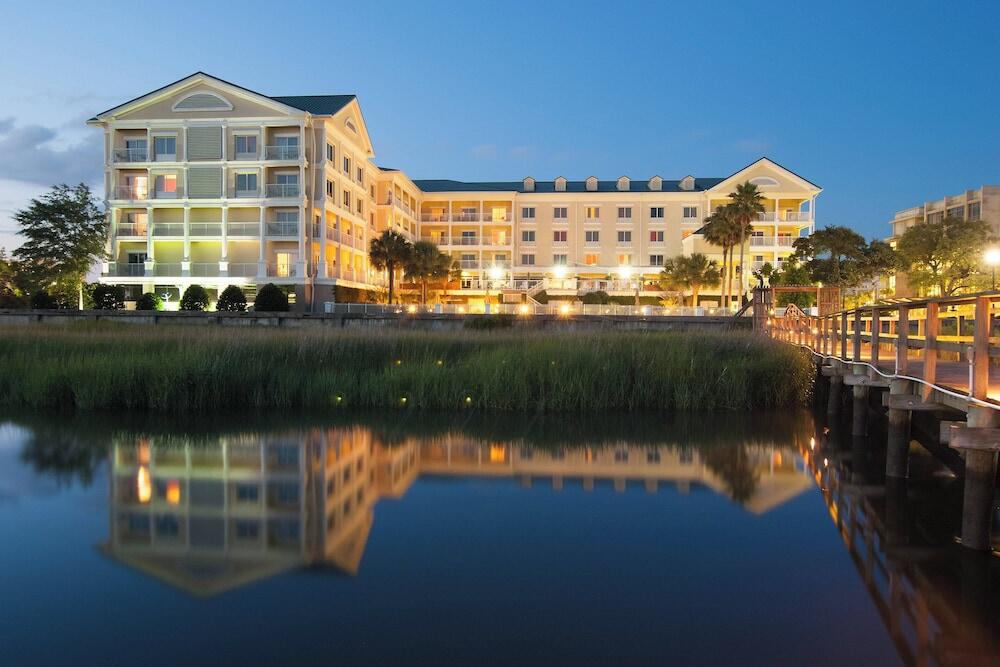 Picture of Courtyard Charleston Waterfront by Marriott