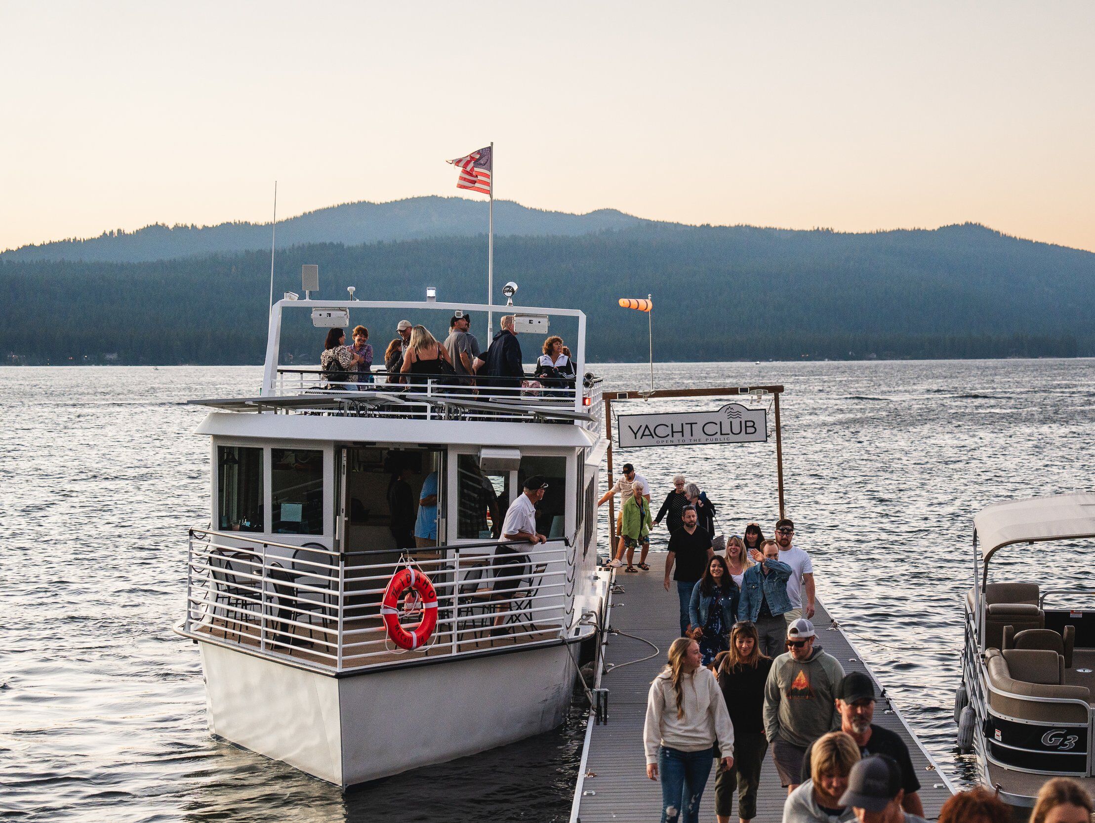 Picture of McCall Lake Cruises