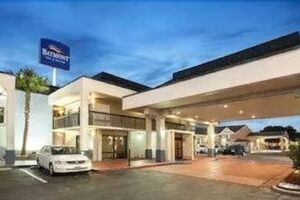 Picture of Baymont Inn & Suites Florence by Wyndham