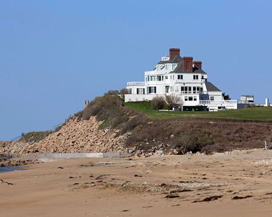 Picture of Taylor Swifts House