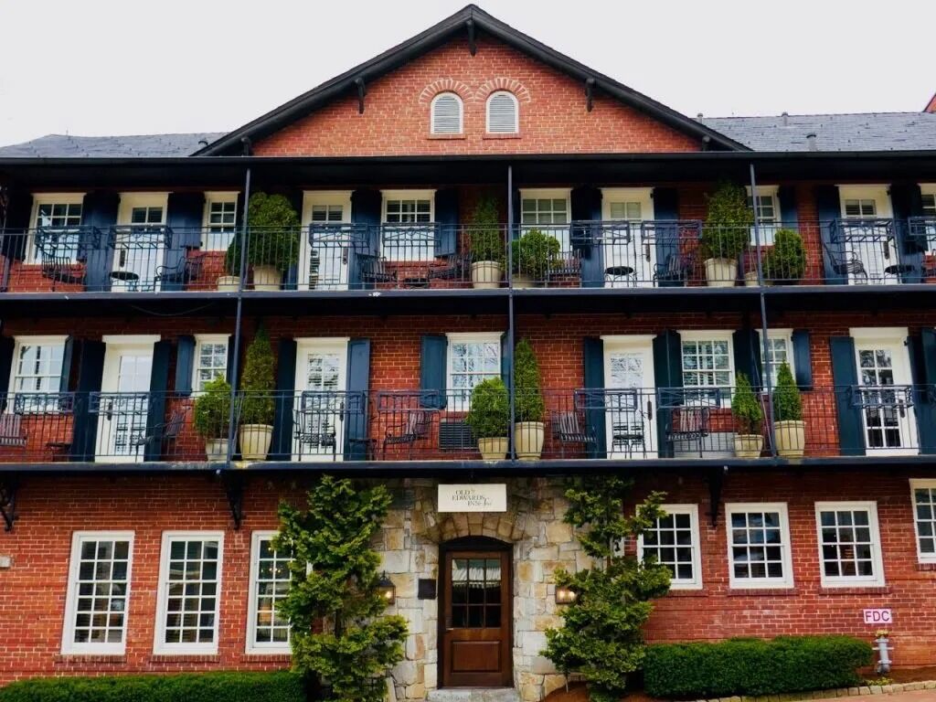 Picture of Old Edwards Inn and Spa