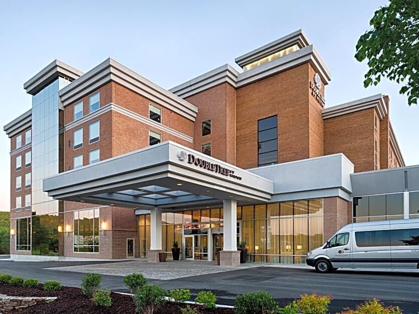 Picture of DoubleTree by Hilton Hotel Bristol, Connecticut