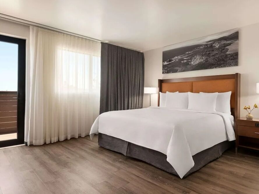 Picture of La Quinta Inn & Suites by Wyndham San Luis Obispo Downtown