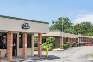 Picture of Days Inn by Wyndham Bedford