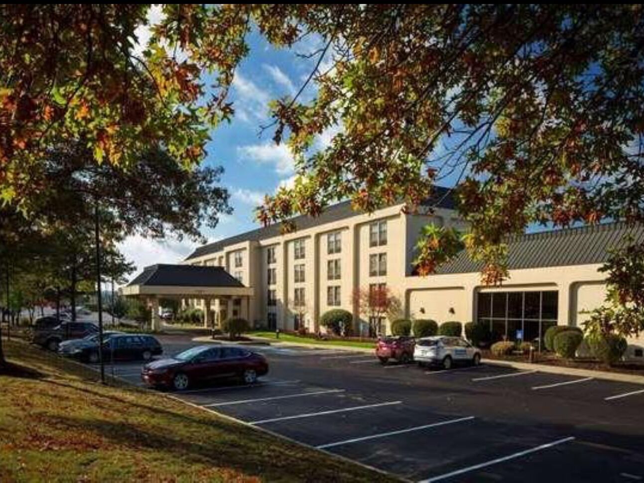 Picture of Wingate by Wyndham Cranberry