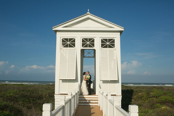 Natalie and Chris hosted their reception at Namar Event Center on South Padre Island, Texas. "We could not have chosen a better venue," Natalie says. "We wanted an indoor venue with a great outdoor space, and Namar had that and more."