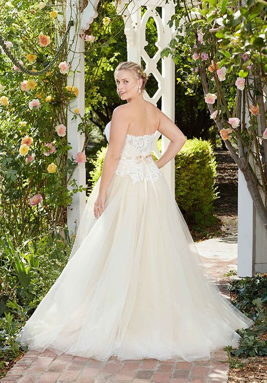 Casablanca Bridal Style 2282 Hydrangea Ball Gown Wedding Dress - 4