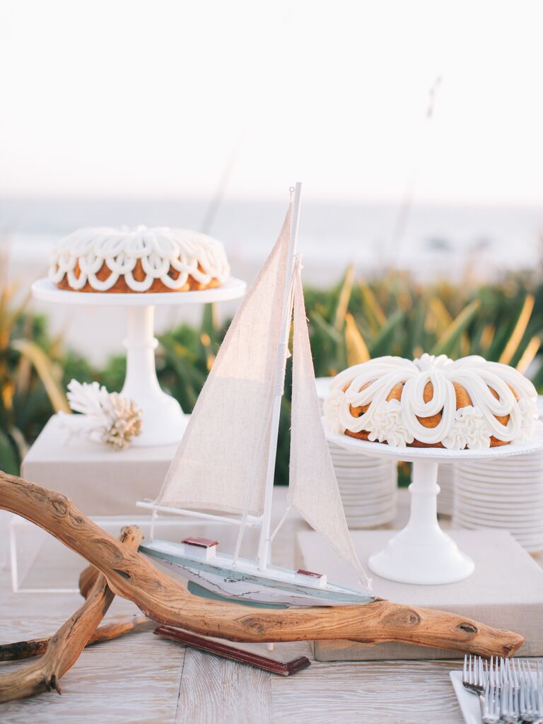 alternative wedding cake idea bundt cakes with thick hand piped frosting