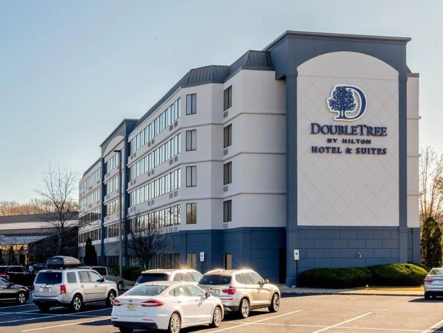 Picture of DoubleTree by Hilton Fairfield Hotel & Suites