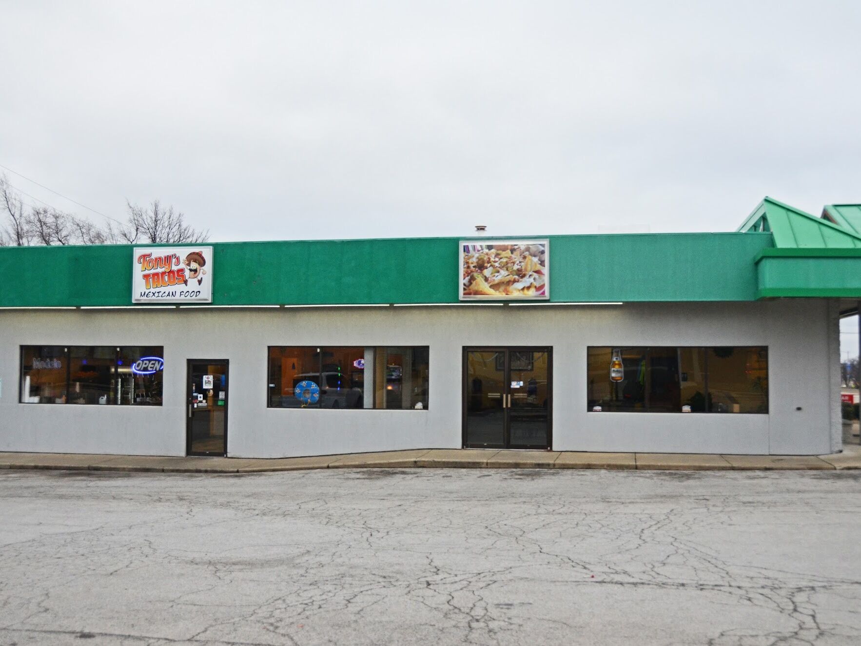 Picture of Tony's Tacos